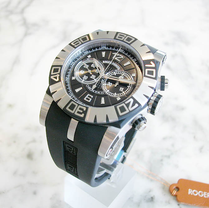 WF@fuC@C[W[_Co[@NmOt@SE46.78.C9.N CPG9.13R ROGER DUBUIS EASYDIVER  CHRONORRAPH